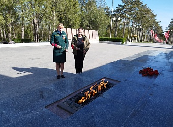 В Севастополе к мемориальному комплексу «Сапун-Гора» возложили цветы