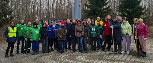 Сотрудники Северного межрегионального управления Росприроднадзора приняли участие во Всероссийском экологическом субботнике «Зеленая Весна 2025»