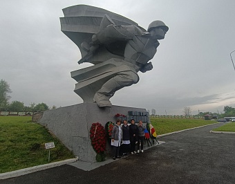 В Республике Северная Осетия - Алания проведена уборка мемориального комплекса «Барбашово Поле»