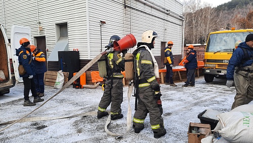 Проведены комплексные учения по подтверждению готовности Управления Федеральной налоговой службы по Республике Алтай к локализации и ликвидации разливов нефти и нефтепродуктов в г. Горно-Алтайске Республики Алтай.