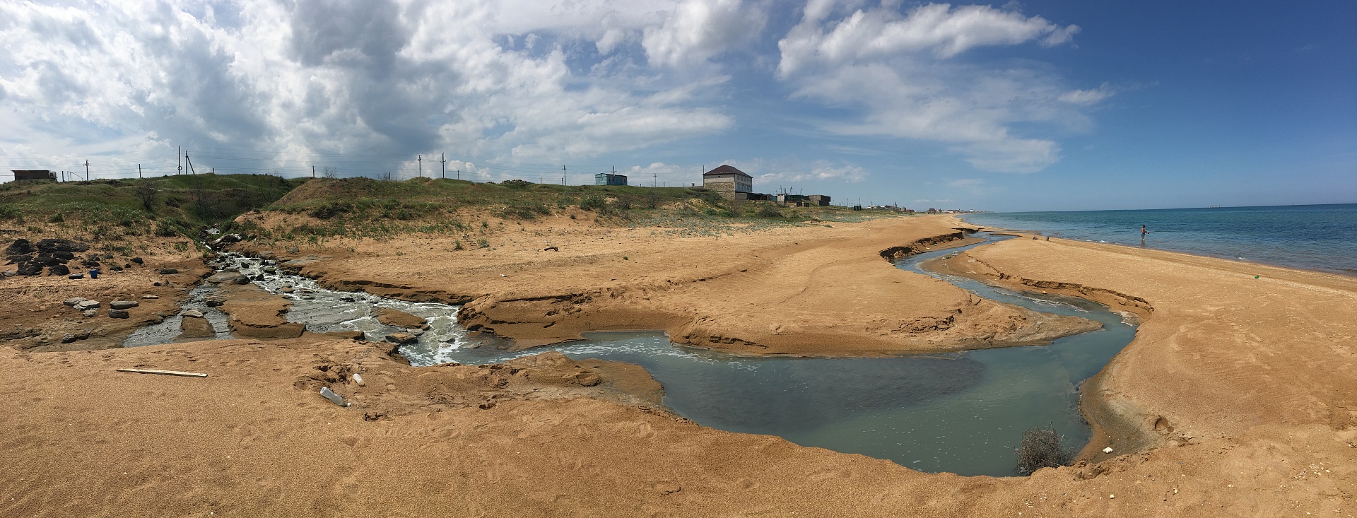 По иску Северо-Кавказского межрегионального управления Росприроднадзора о возмещении вреда, причиненного  Каспийскому морю, взыскано 4 718 711 рублей