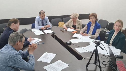 Сотрудники Росприроднадзора приняли участие в совещании по вопросу оплаты задолженностей по плате за НВОС