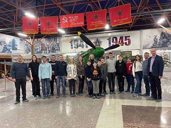 В Саратове Росприроднадзор организовал экскурсию в Музей боевой славы в рамках подготовки к 80-летию Победы