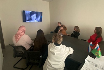 Сотрудники филиала ЦЛАТИ по УФО по ЯНАО организовали коллективный просмотр художественного фильма «Летят журавли»