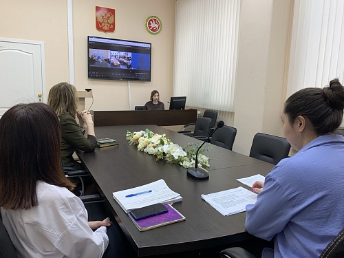 Сотрудники Управления приняли участие в совещании, посвященном вопросам утилизации отходов от использования товаров