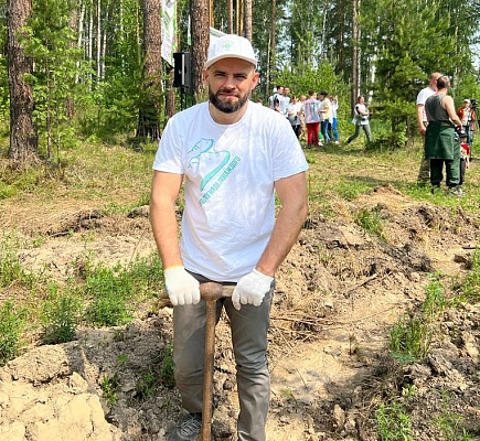 В Свердловской области сотрудники Росприроднадзора приняли участие в международной акции «Сад памяти»