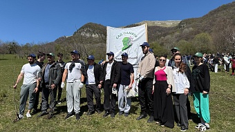 Сотрудники Северо-Кавказского управления Росприроднадзора в селении Балта Северной Осетии приняли участие в акции «Сад памяти»