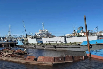 Полузатонувший танкер «Лия» нанес р. Луге ущерб более чем на 103 млн рублей