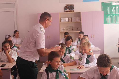 Росприроднадзор провел открытый школьный урок на тему «Экология – дело каждого» в г. Темрюк Краснодарского края