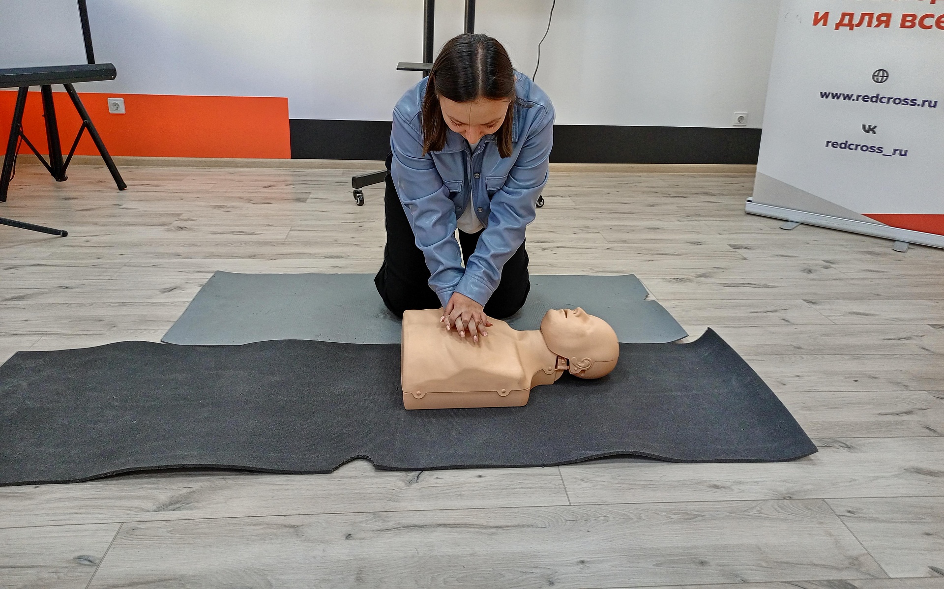 Сотрудники Северного Межрегионального Управления Росприроднадзора прошли обучение по оказанию первой медицинской помощи в Вологодском региональном отделении Российского Красного Креста