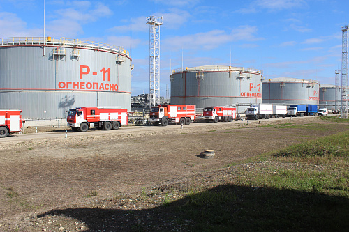 Специалисты Росприроднадзора приняли участие в тренировочных учениях по локализации и ликвидации аварийных разливов нефтепродуктов.
