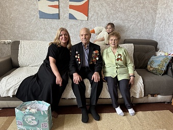 Руководитель Енисейского управления Росприроднадзора поздравила ветеранов Великой Отечественной войны с Днем Победы