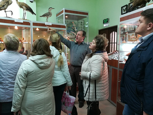 Общественный инспектор Росприроднадзора Леонид Бельков провел экскурсию в Музее природы Белогорья и рассказал о важности экосистемы водно-болотных угодий 