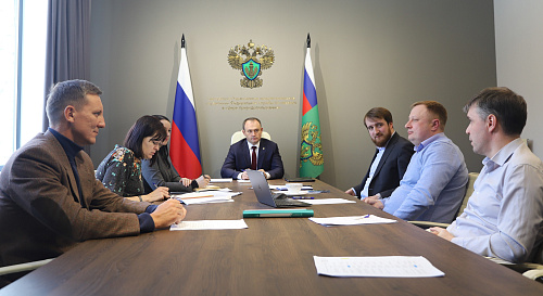 Алексей Карякин провел рабочее совещание с руководителями дирекций Новолипецкого металлургического комбината