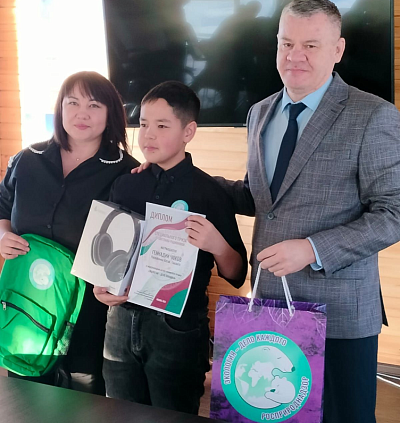 Специальный приз премии «Экология — дело каждого» вручили школьнику из Республики Алтай