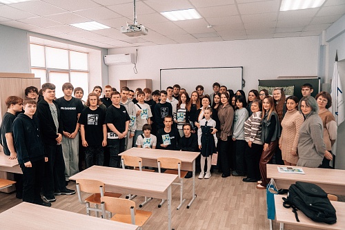 Сотрудники Центрально-Черноземного управления Росприроднадзора встретились со студентами Нововоронежского политехнического института и рассказали о Премии «Экология — дело каждого»