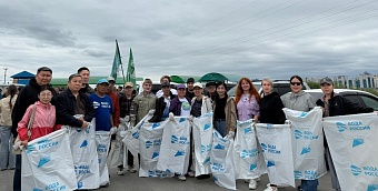 В Якутии экологическим субботником отметили День реки Лена