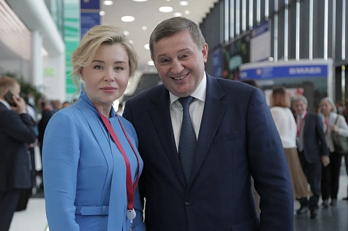Светлана Радионова провела встречи с губернаторами в рамках ПМЭФ