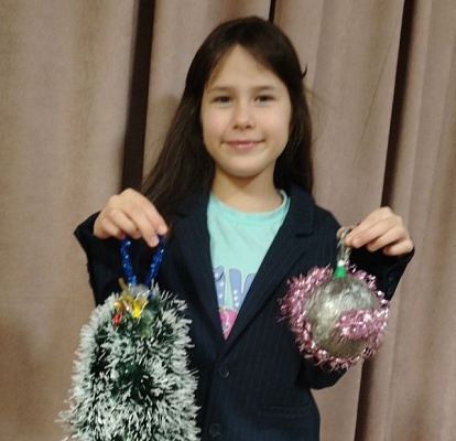 Дети сотрудников Нижегородского Росприроднадзора создают креативные игрушки из вторсырья для акции «Экоелка»