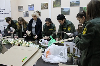 Сотрудники Волжско-Камского управления изготовили более 100 окопных свечей для бойцов СВО