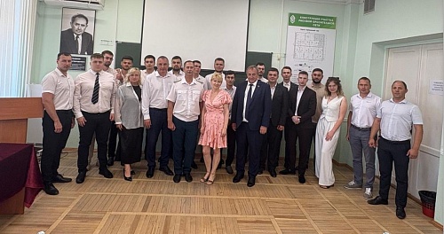 Черноморо-Азовское морское управление Росприроднадзора продолжает проводить мероприятия, направленные на привлечение молодых специалистов к трудоустройству на службу