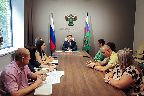 Руководитель Центрально-Черноземного управления Росприроднадзора Алексей Карякин провел личный прием граждан 