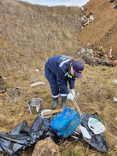 В Воронеже Центрально-Черноземное управление Росприроднадзора требует с АО «СЗ «Домостроительный комбинат»» более 2,7 млн руб. ущерба за вред, причиненный почвам от несанкционированной свалки