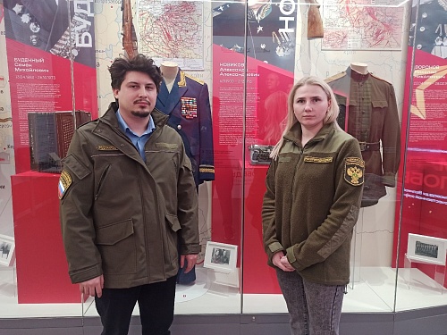 Сотрудники Южно-Сибирского межрегионального управления Росприроднадзора посетили выставку «Маршалы Победы: полководцы Великой Отечественной войны» 