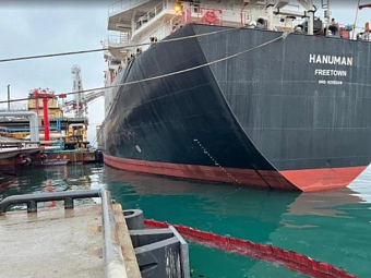 Арбитражный суд наложил арест на судно из-за разлива нефтепродуктов в Черном море