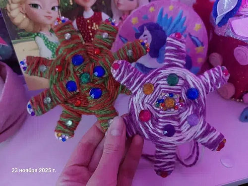 Дети сотрудников Волжско-Камского управления Росприроднадзора поучаствовали в акции «Экоелка» 