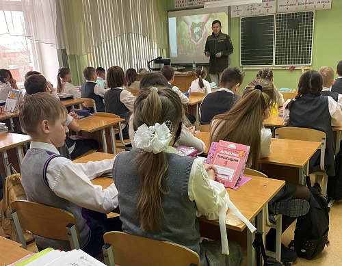 Сотрудники Росприроднадзора провели экологический урок для школьников г. Кунгур Пермского края