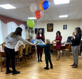 Сотрудники Центрально-Черноземного управления Росприроднадзора в рамках акции «Елка желаний» исполнили мечту 6 летнего Егора Грушина из г. Липецка