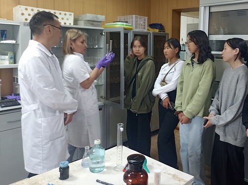 Экскурсию для учеников гимназии провели в Агинском отделе лабораторного анализа и технических измерений ЦЛАТИ по Восточно-Сибирскому региону
