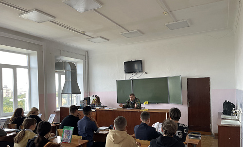Сотрудники Росприроднадзора провели урок экологии в школе № 21 Магнитогорска