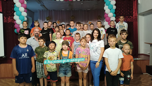 В Липецкой области сотрудники Росприроднадзора совместно с общественным инспектором провели для школьников экологический квест