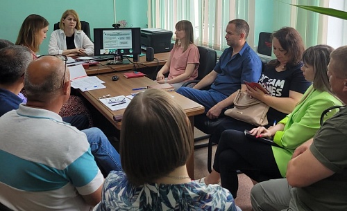 В Приамурском управлении Росприроднадзора провели встречу с представителями предприятий по вопросу получения КЭР