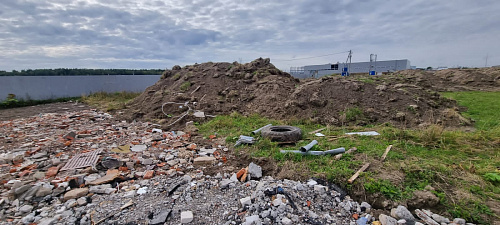 Росприроднадзор по СЗФО проверяет информацию о свалке отходов в Аннолово Ленинградской области