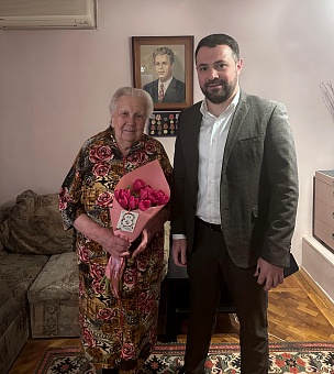 В Ростове-на-Дону сотрудники Росприроднадзора поздравили женщин – участниц Великой Отечественной войны