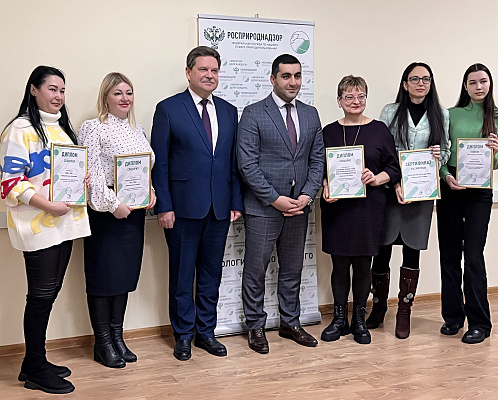 В Приморском крае наградили победителей международной детско-юношеской премии «Экология - дело каждого»