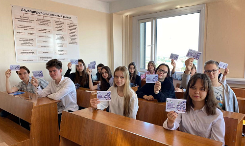 В Оренбургской области сотрудники Росприроднадзора провели мероприятие в поддержку премии «Экология-дело каждого»