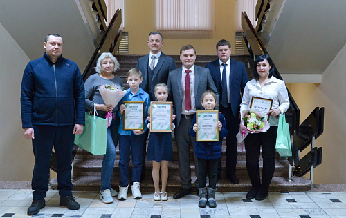 В Республике Хакасия наградили призёров II Международной детско-юношеской премии «Экология – дело каждого»