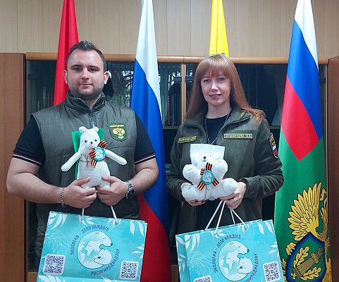 В Оренбургской области сотрудники Росприроднадзора поздравили ветеранов с Днем Победы в Великой Отечественной войне