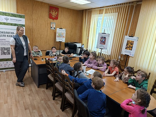 В Балтийско-Арктическом межрегиональном управлении Росприроднадзора прошла встреча с ребятами, в рамках премии "Экология - дело каждого"