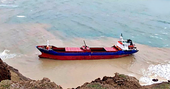 Ситуация с судном HAPPY ARAS, севшем на мель в Черном море, находится на контроле Росприроднадзора