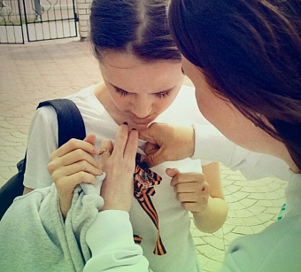 Сотрудники ФГБУ «СевКасптехмордирекция» присоединились к всероссийским акциям «Георгиевская лента» и «Красная гвоздика»