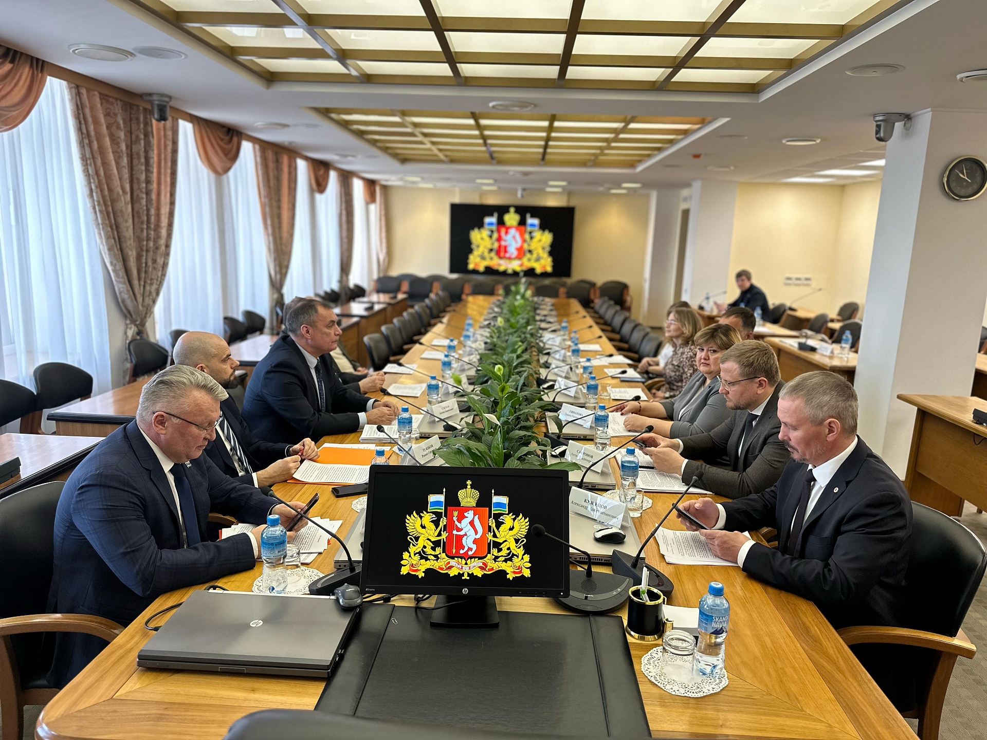 Руководитель Уральского Росприроднадзора принял участие в совещании Правительства Свердловской области, приуроченному к Международному дню птиц 