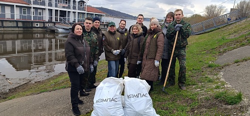 Инспекторы Нижегородского Росприродадзора стали участниками Всероссийской эколого-патриотической акции «Особенности национальной уборки»