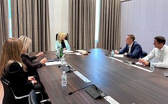 Светлана Радионова провела рабочую встречу с заместителем генерального директора ФГУП «ФЭО» ГК «Росатом» Натальей Кривенко и генеральным директором ООО «Фрегат» Иваном Покислюком