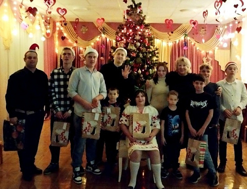 В Ставрополе сотрудники Росприроднадзора встретили Новый год вместе с воспитанниками подшефного детского дома