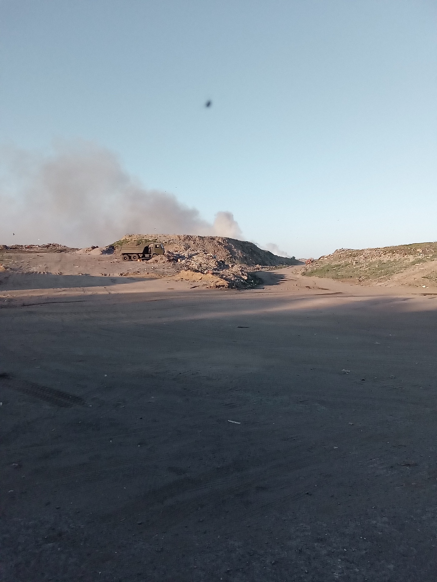 Росприроднадзор держит на контроле ситуацию с возгоранием на Шуховском полигоне в Курганской области